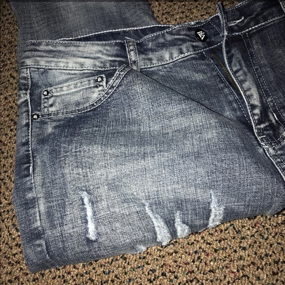 Jeans - Picture 3 of 3